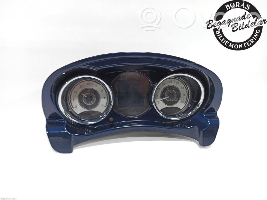 Speedometer (instrument cluster)