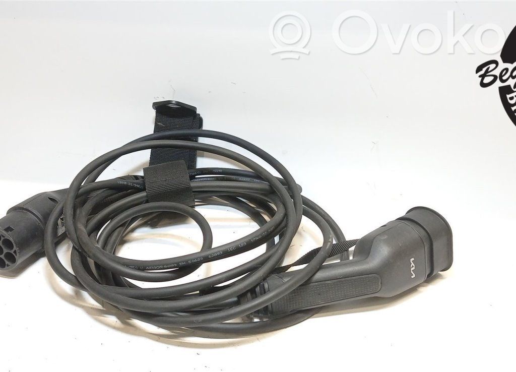 KIA Xceed Electric car charging cable 