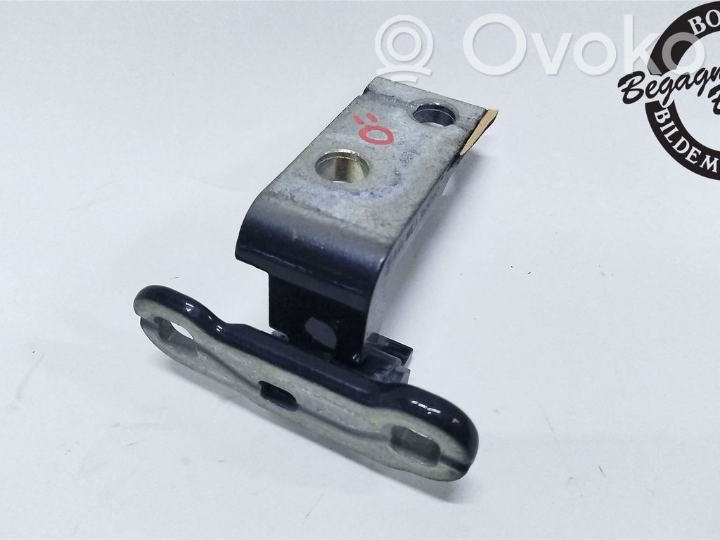 Volvo V60 Front door upper hinge 