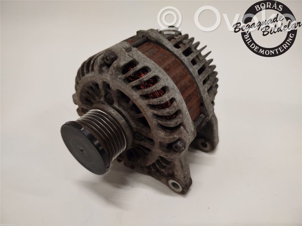 Nissan Qashqai Generatore/alternatore 