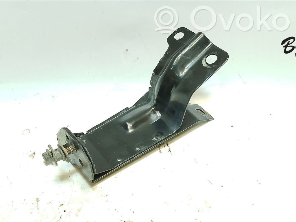Volvo XC70 Radiator support slam panel bracket 