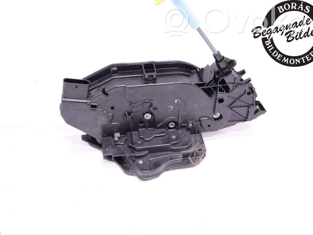 BMW 3 G20 G21 Cerradura de puerta delantera 