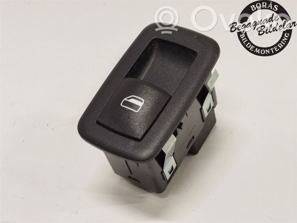 Dodge RAM Electric window control switch 