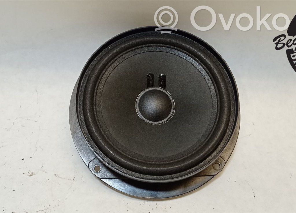 Volkswagen Amarok Front door speaker 