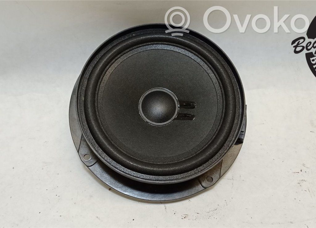 Volkswagen Amarok Front door speaker 