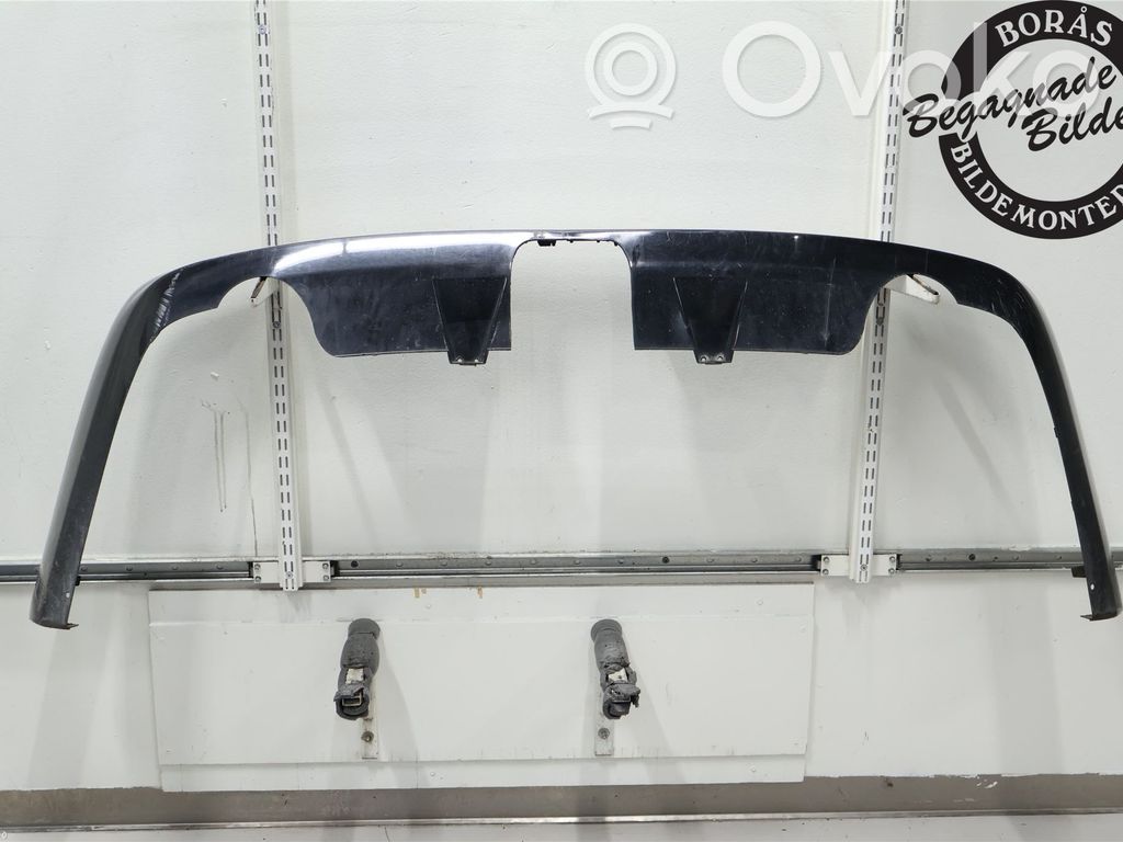 Volvo V70 Moldura inferior del parachoques trasero 