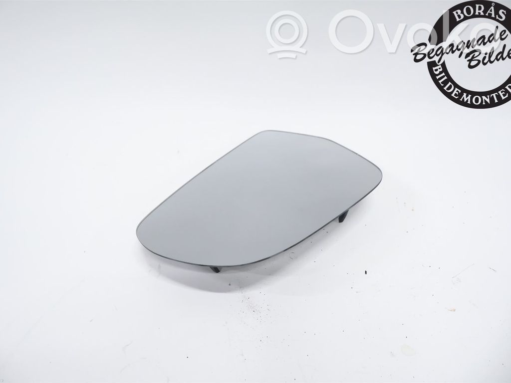 Audi Q3 8U Wing mirror glass 