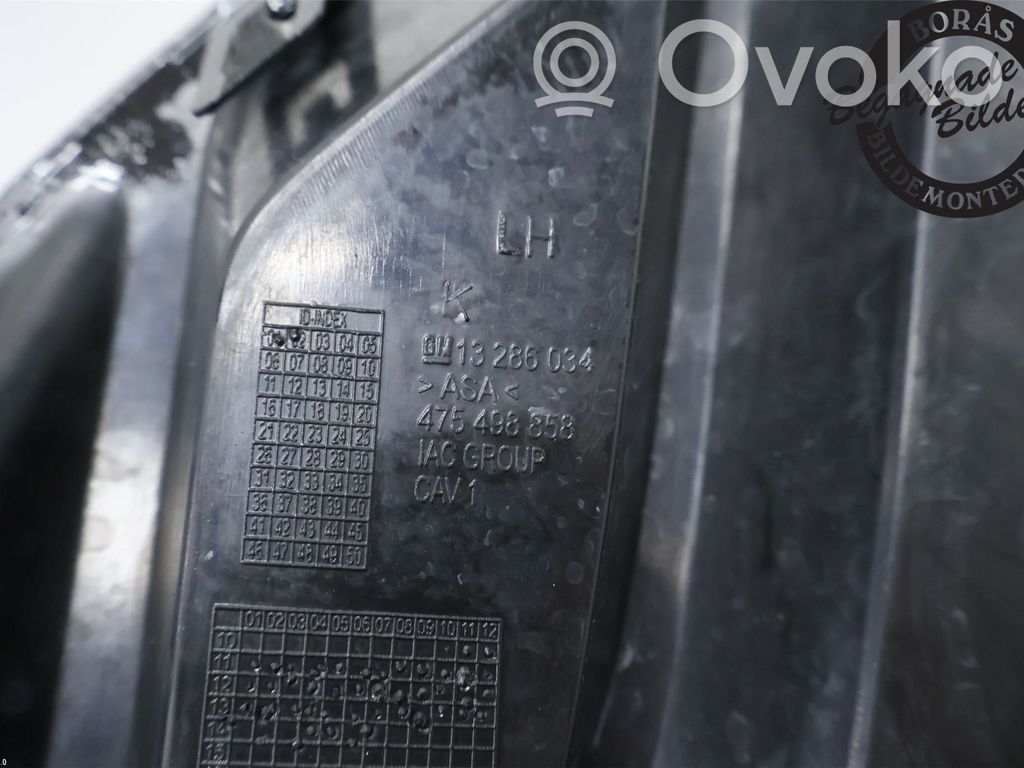 Opel Corsa D Unteres Gitter dreiteilig vorne 