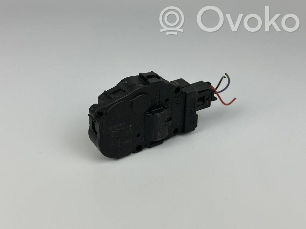 Audi A5 8T 8F Silniczek nagrzewnicy 