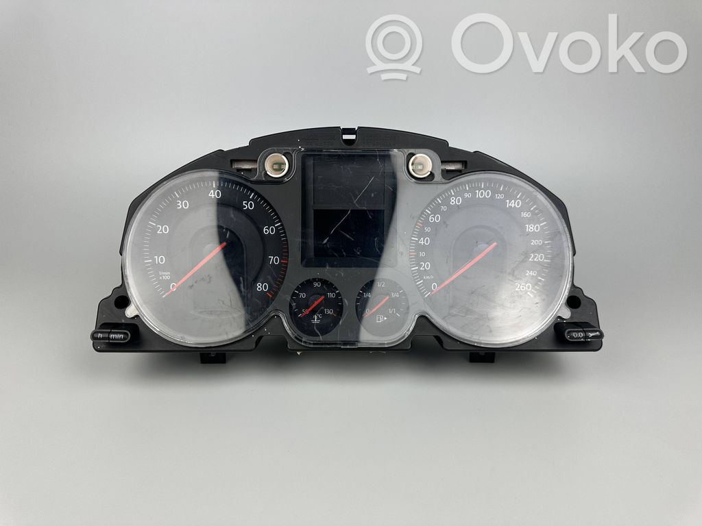 Volkswagen PASSAT B6 Tachimetro (quadro strumenti) 