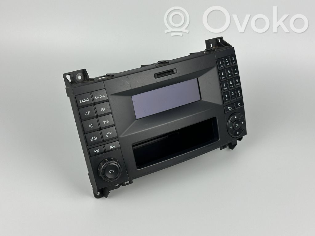 Mercedes-Benz Sprinter W906 Panel / Radioodtwarzacz CD/DVD/GPS 