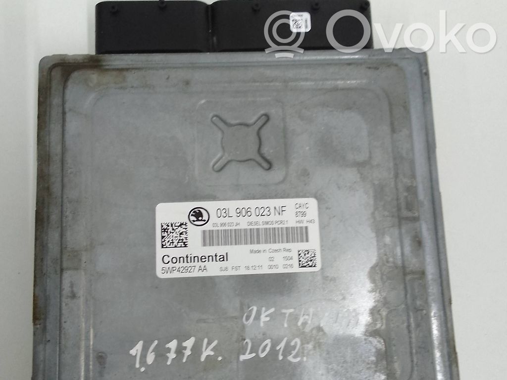 Skoda Octavia Mk2 (1Z) Engine control unit/module 