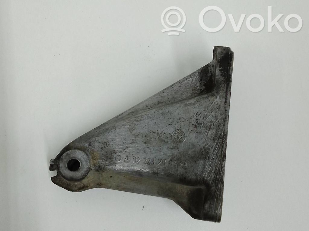 Mercedes-Benz E W211 Engine mounting bracket 