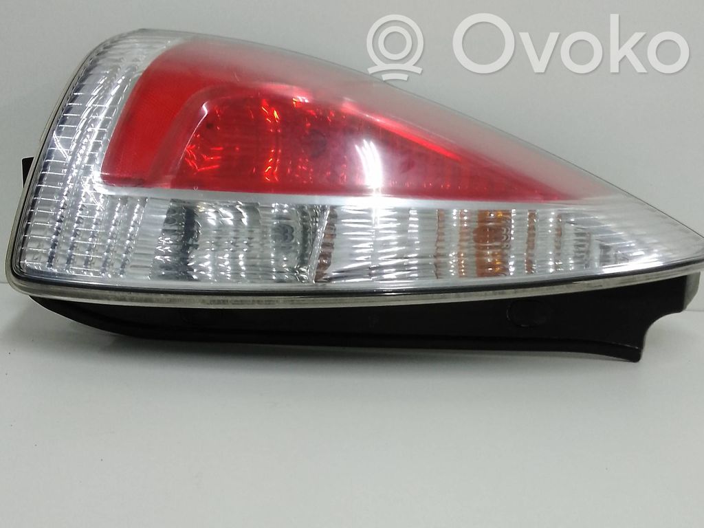 Mazda 5 Rear/tail lights 