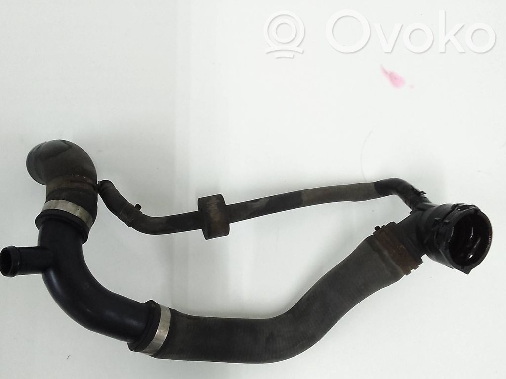 Skoda Octavia Mk2 (1Z) Conductă/furtun lichid de răcire motor 