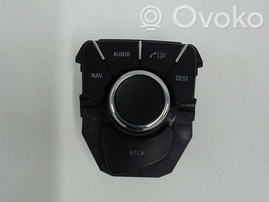 Opel Insignia A Unidad de control de la consola central 