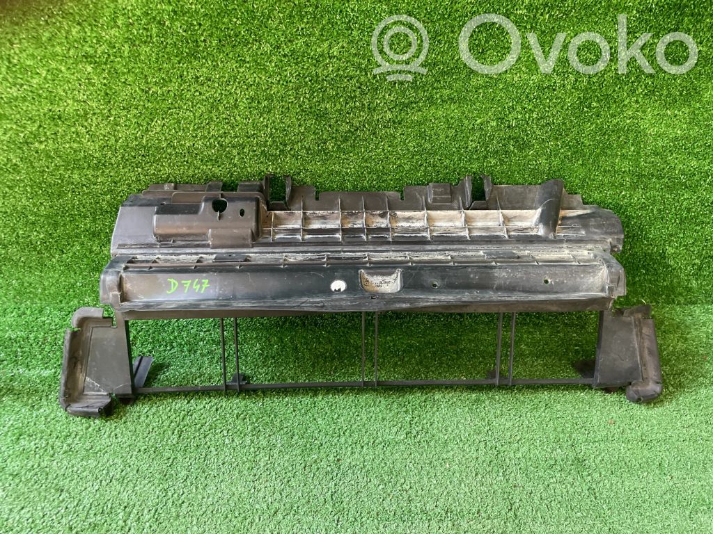 Mercedes-Benz C W204 Intercooler air guide/duct channel 