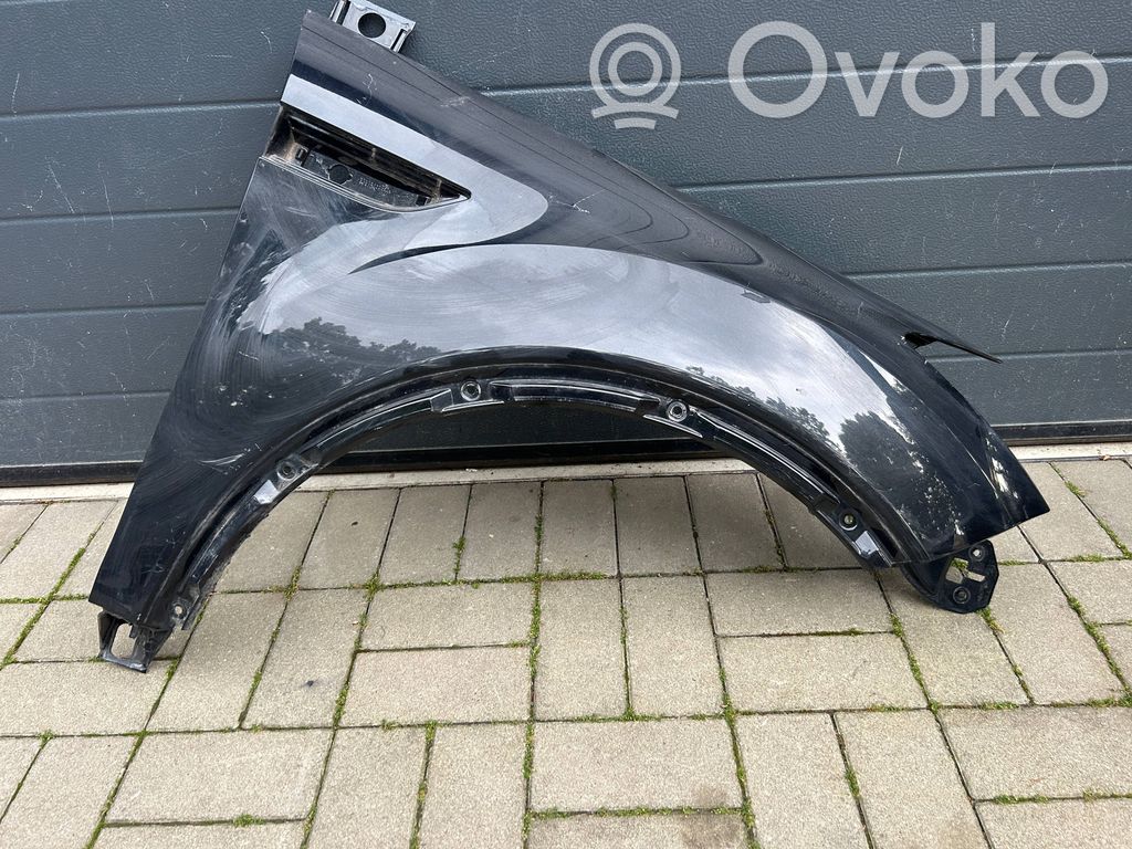 Ford Kuga I Sparnas 