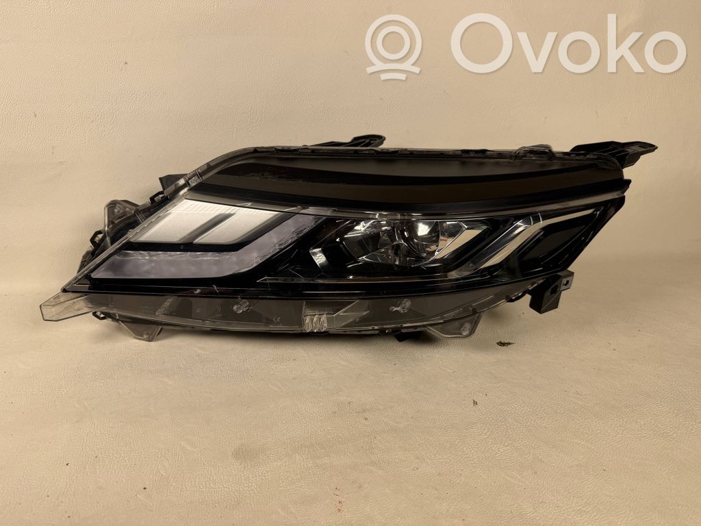 Mitsubishi L200 Faro/fanale 