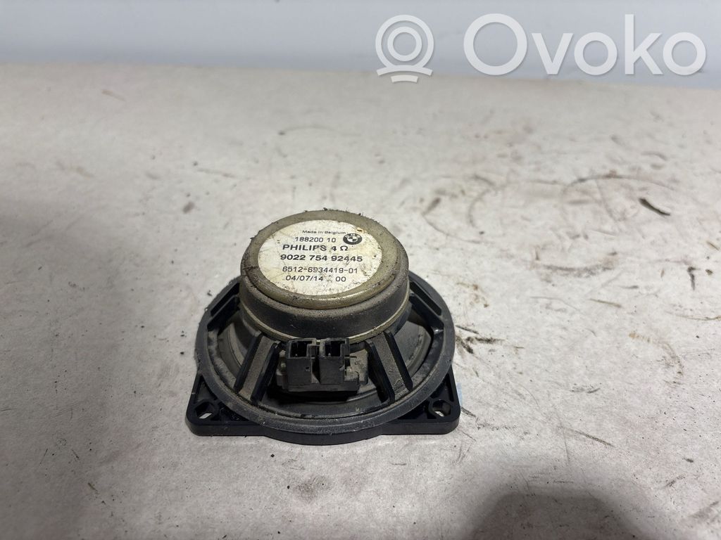 BMW 5 E60 E61 Subwoofer-bassokaiutin 