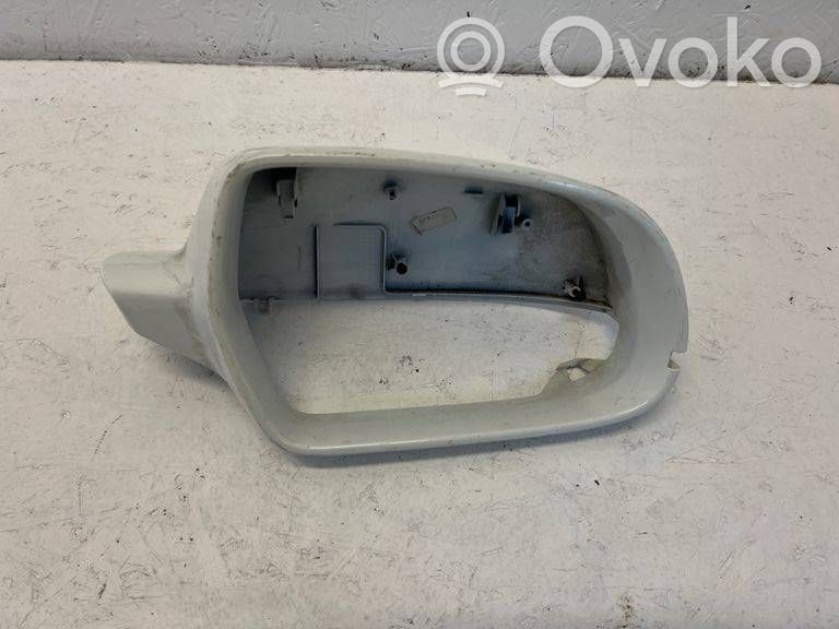 Audi A4 S4 B8 8K Moldura protectora de plástico del espejo lateral 