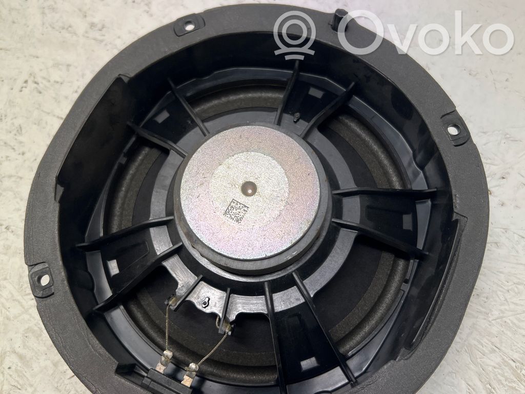 Audi A5 Altavoz de la puerta delantera 