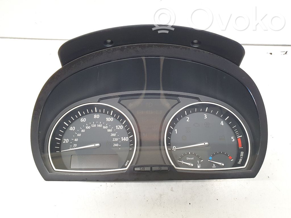 BMW X3 E83 Speedometer (instrument cluster) 