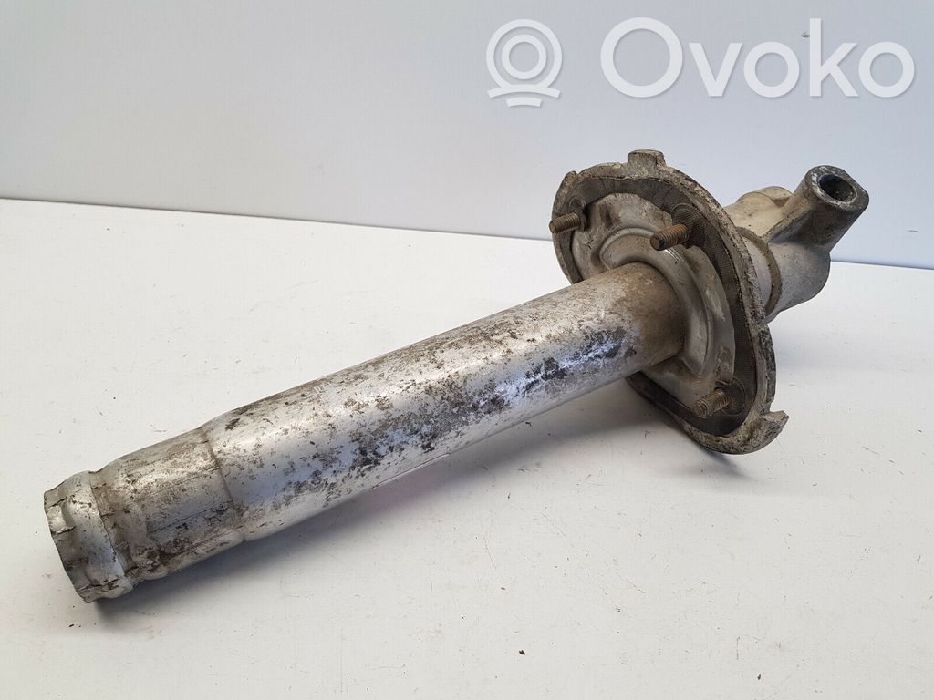 BMW 5 E39 Amortiguador del parachoques trasero 