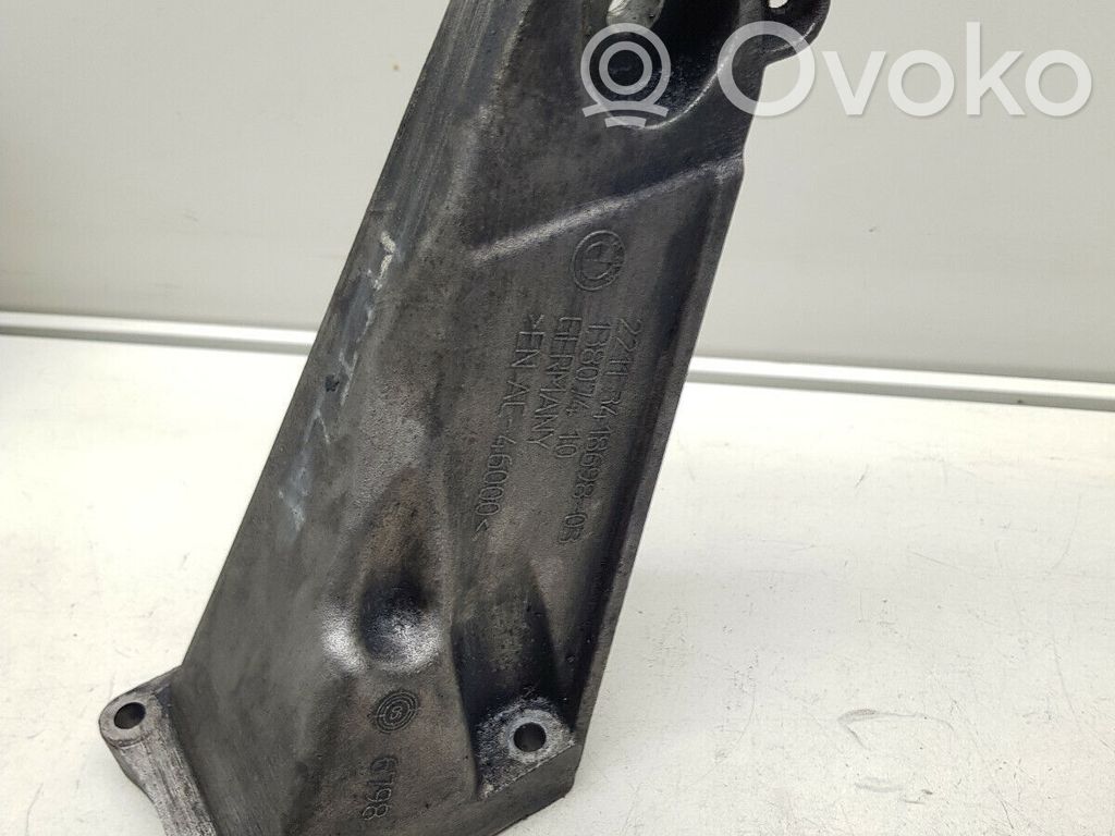BMW X3 E83 Dzinēja spilvens 