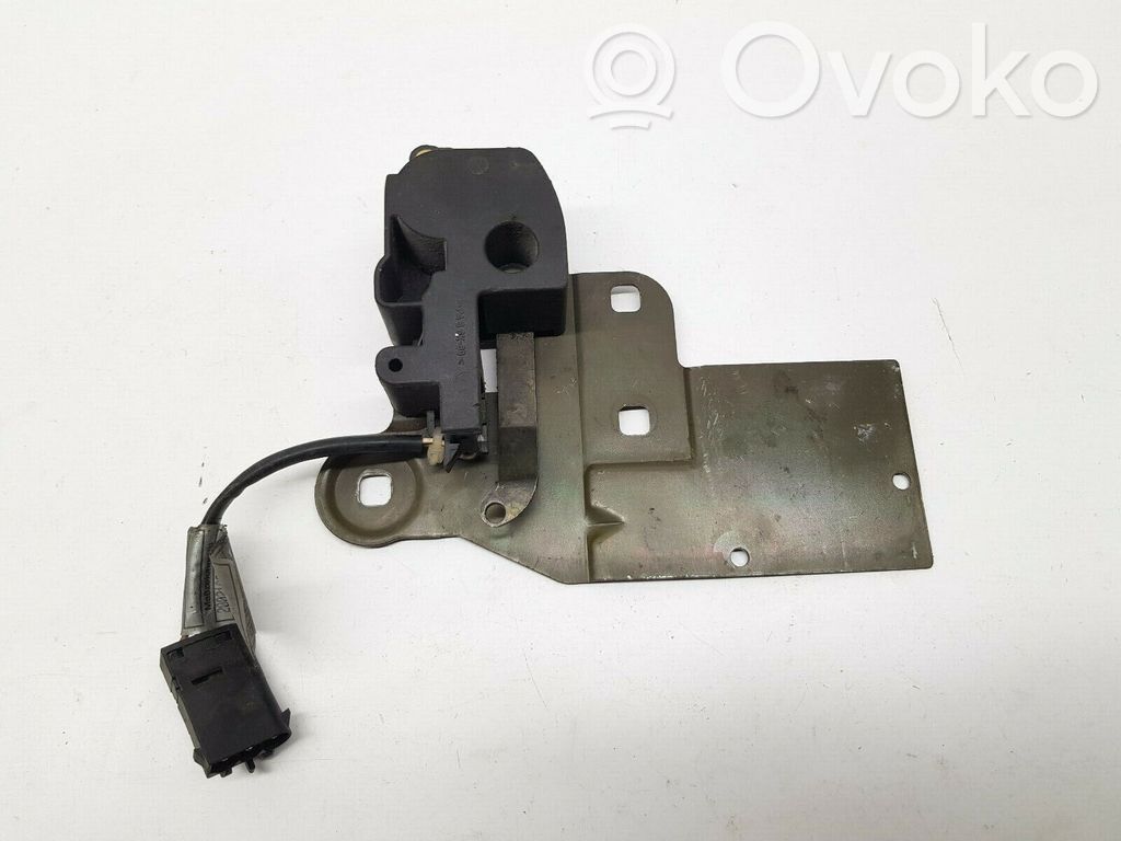 BMW 5 E34 Aizmugurējā pārsega slēdzene 