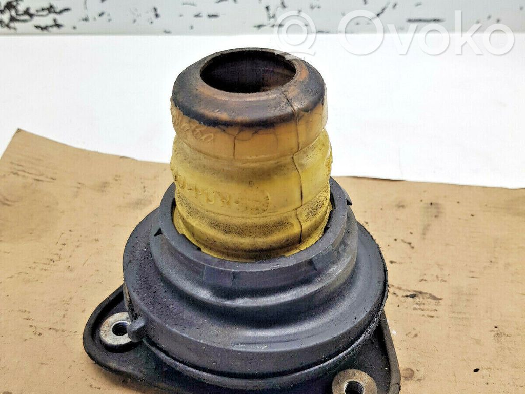 Ford Focus Coil spring mount 