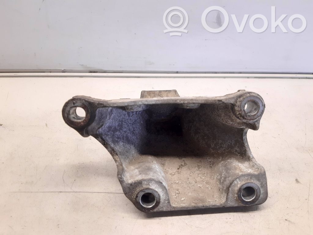 Engine mounting bracket   4F0199308AB
