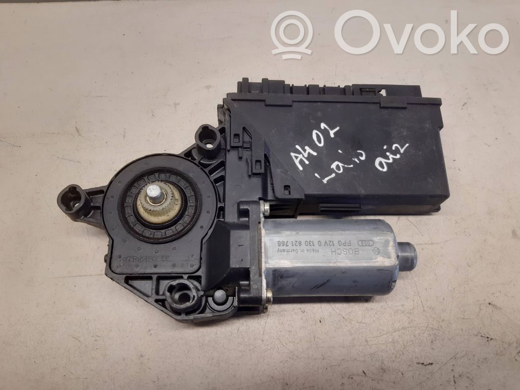 Audi A4 S4 B6 8E 8H Silniczek podnoszenia szyby drzwi tylnych 