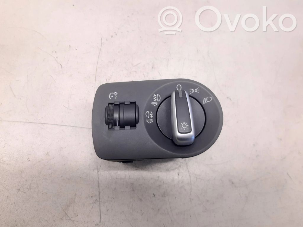 Audi A1 Light switch 