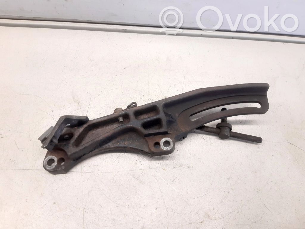 Mazda Premacy Generator/alternator bracket 