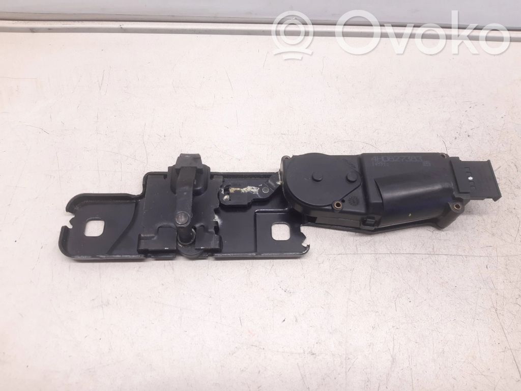 Audi A8 S8 D4 4H Siłownik elektryczny podnoszenia klapy tylnej / bagażnika 
