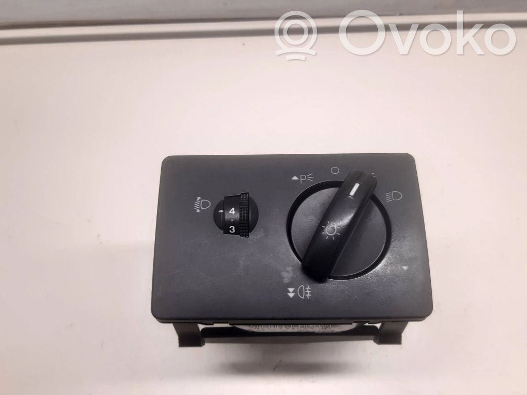 Lichtschalter   7M5T13A024MA
