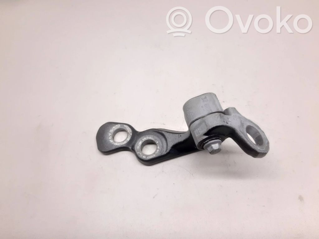 Ford Kuga I Front door lower hinge 