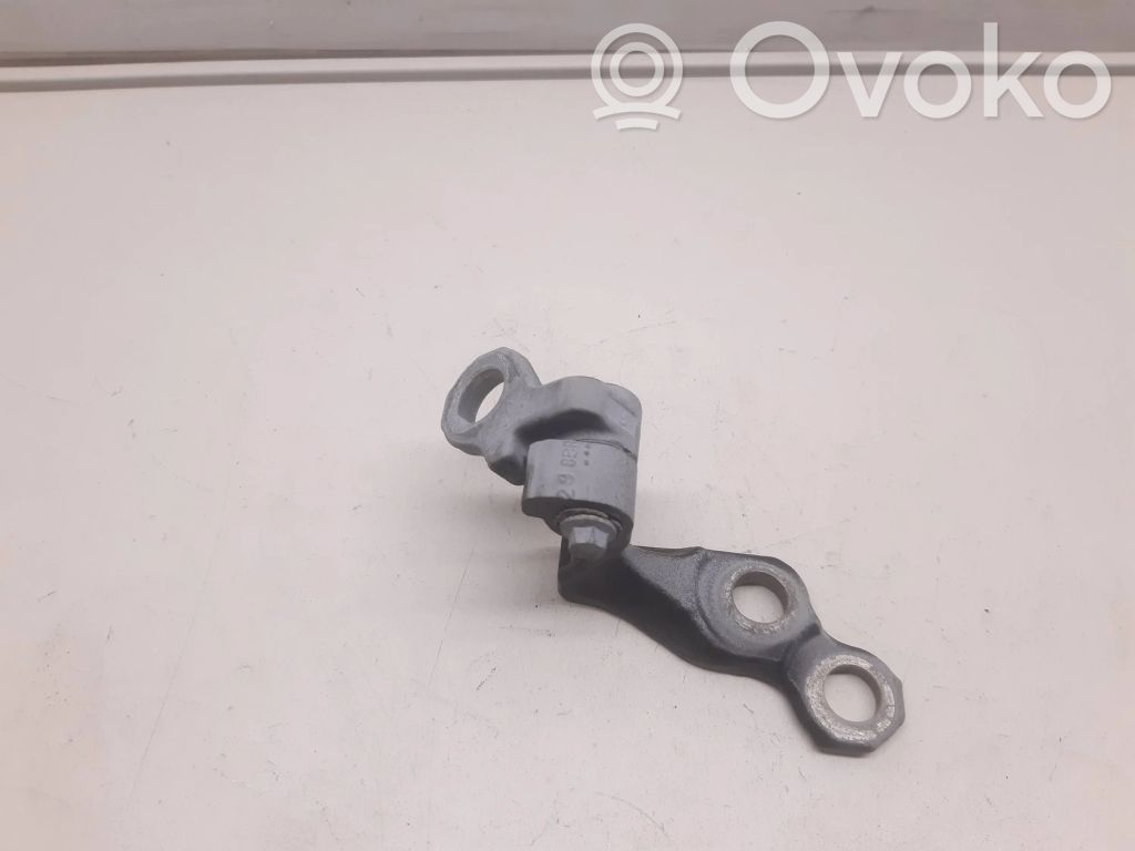 Ford Kuga I Front door upper hinge 