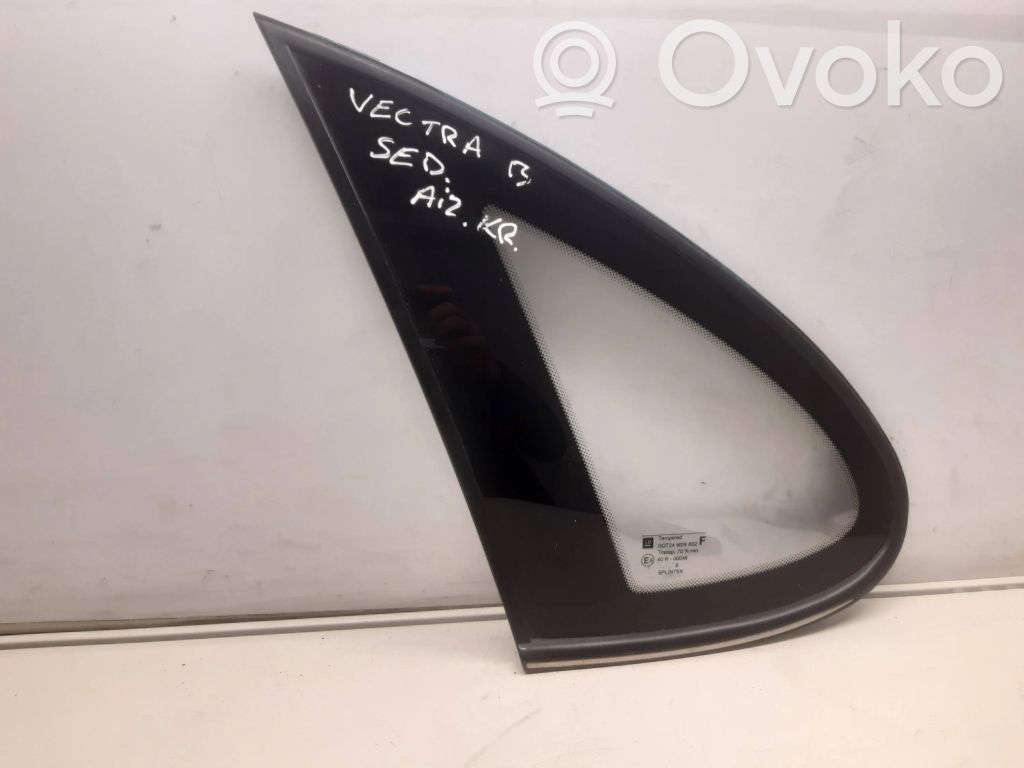 Opel Vectra B Vidrio lateral trasero 