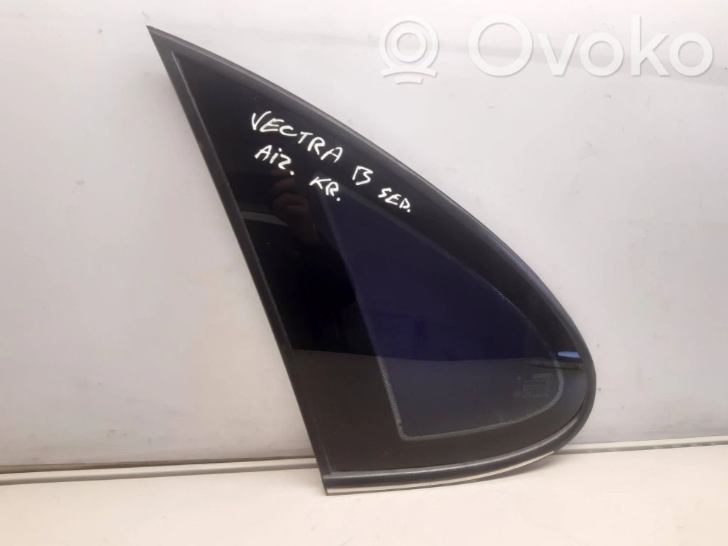 Opel Vectra B Vidrio lateral trasero 