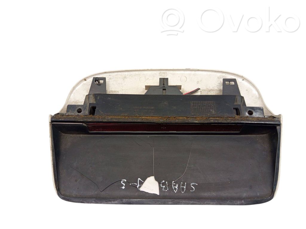 Saab 9-5 Third/center stoplight 
