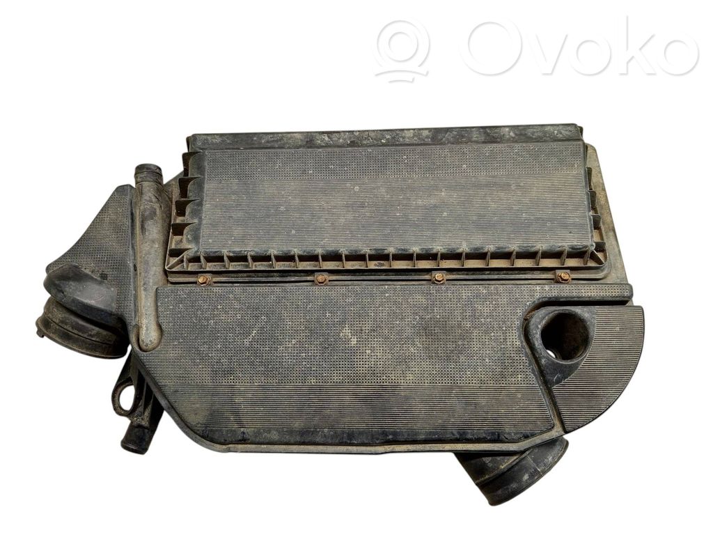 Opel Combo D Ilmansuodattimen kotelo 
