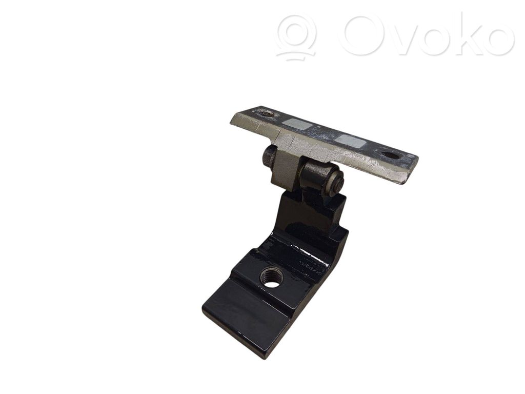 BMW 5 E60 E61 Rear door lower hinge 
