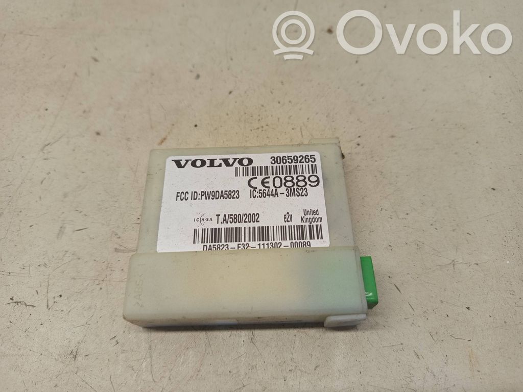 Volvo XC70 Alarm control unit/module 