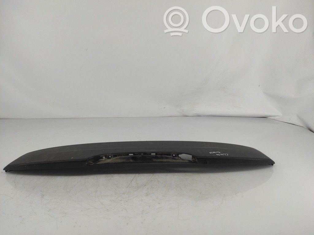 Tailgate/trunk spoiler   7700427352