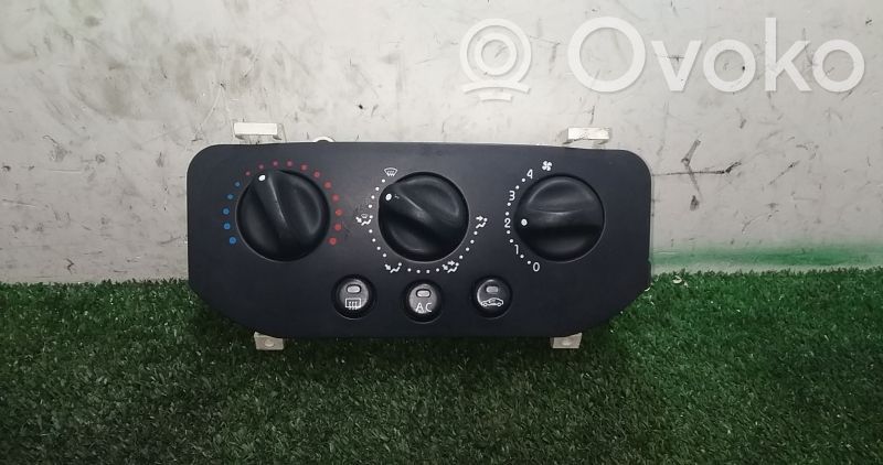 Renault Clio II Climate control unit 