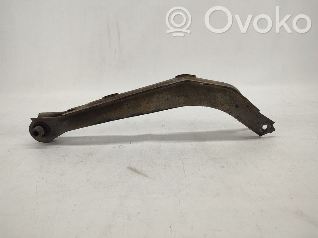 Rear control arm