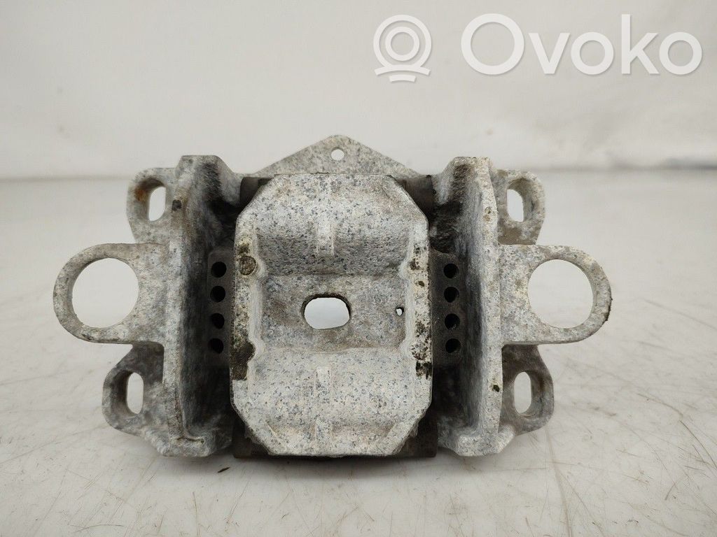 Gearbox mount   1X437M122