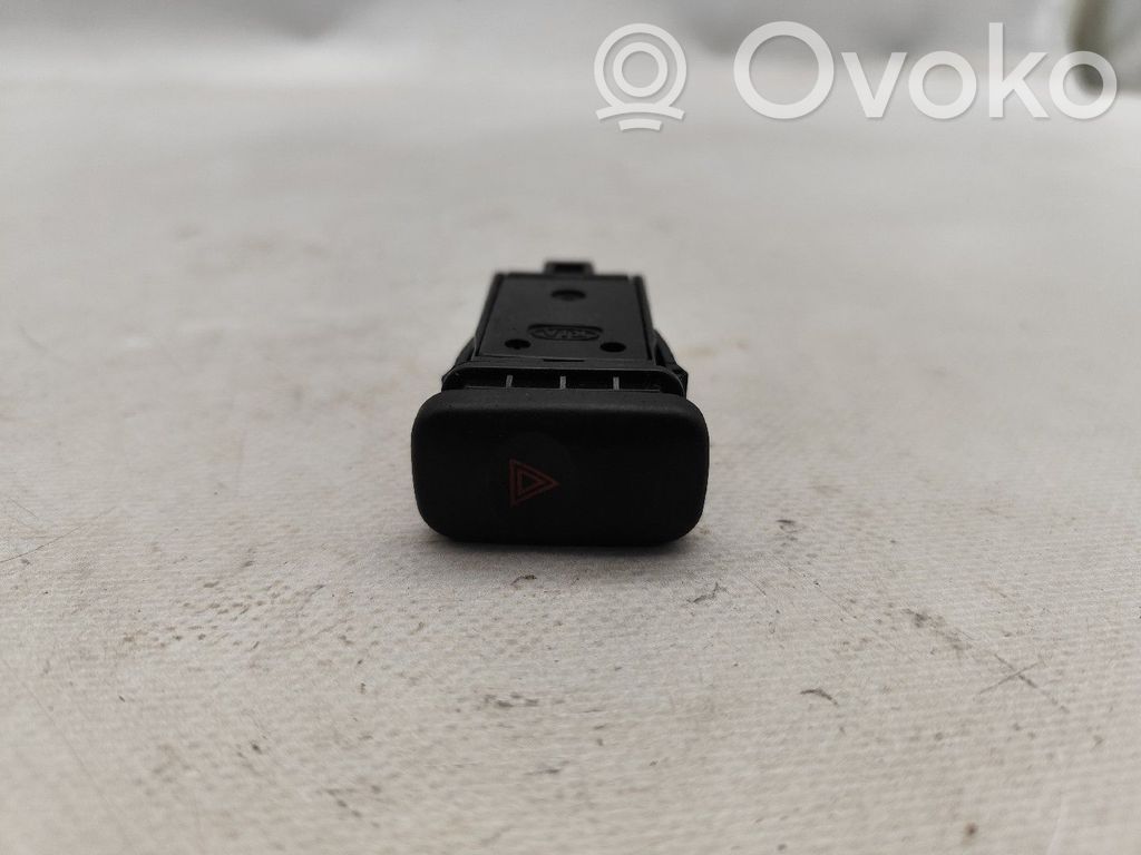 Botón interruptor de luz de peligro